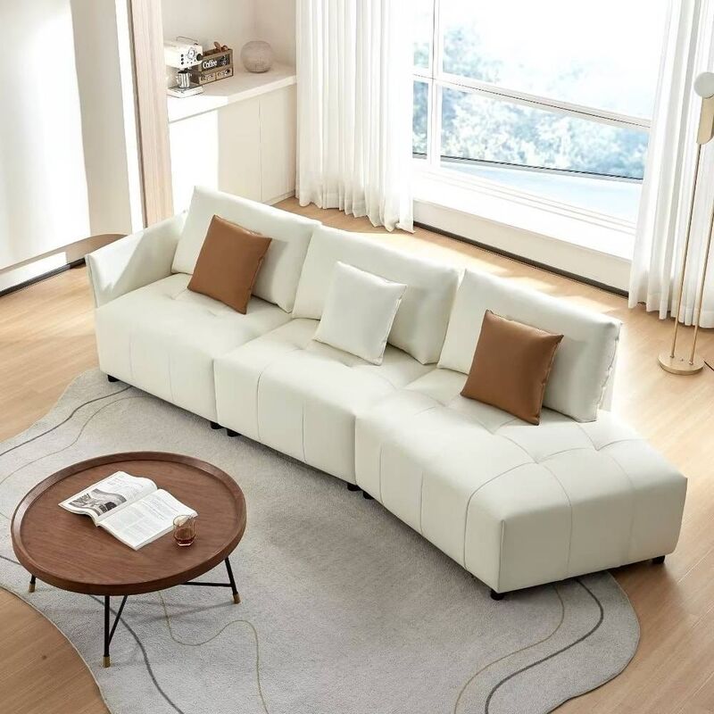 Achieng - Couch